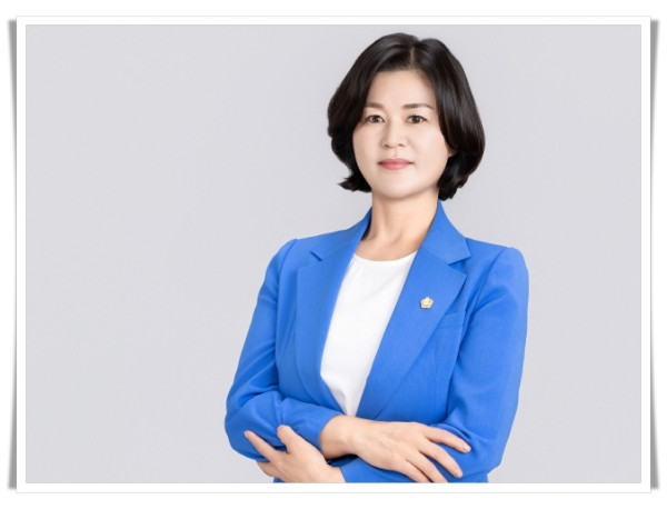 11인홍지영 (3)-수정2.jpg